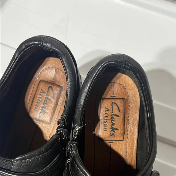 Clarks Black Leather Buckle Heels - Picture 6 of 11